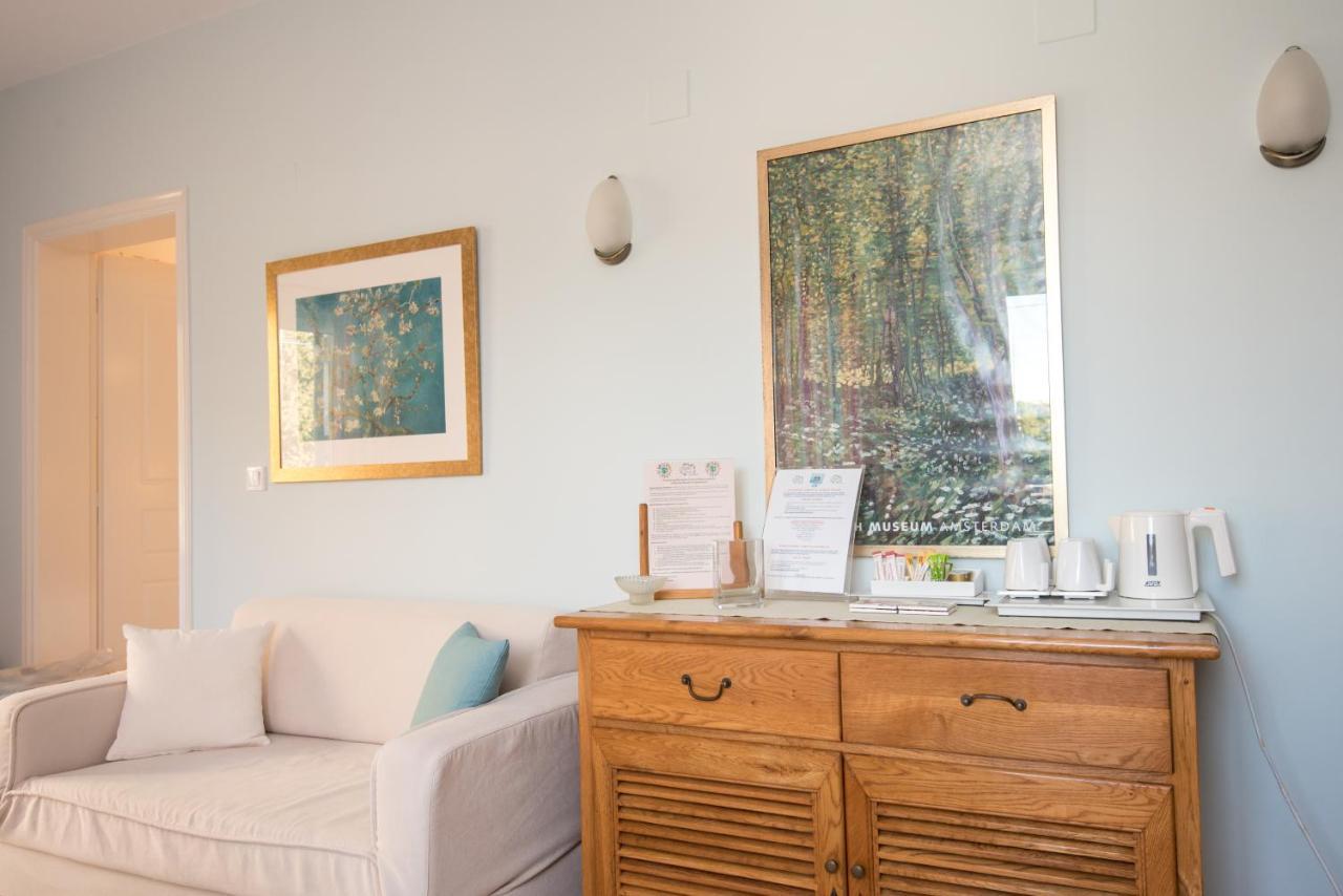 Myrties Boutique Apartments Экстерьер фото